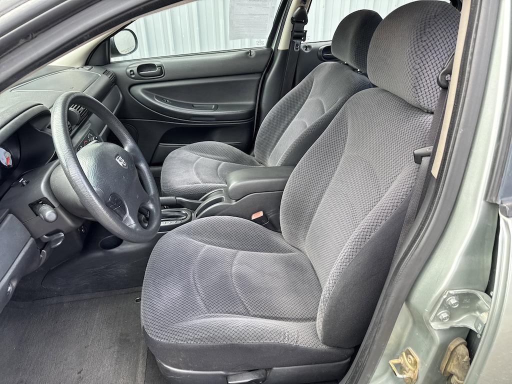 Used 2005 Dodge Stratus SXT Sedan