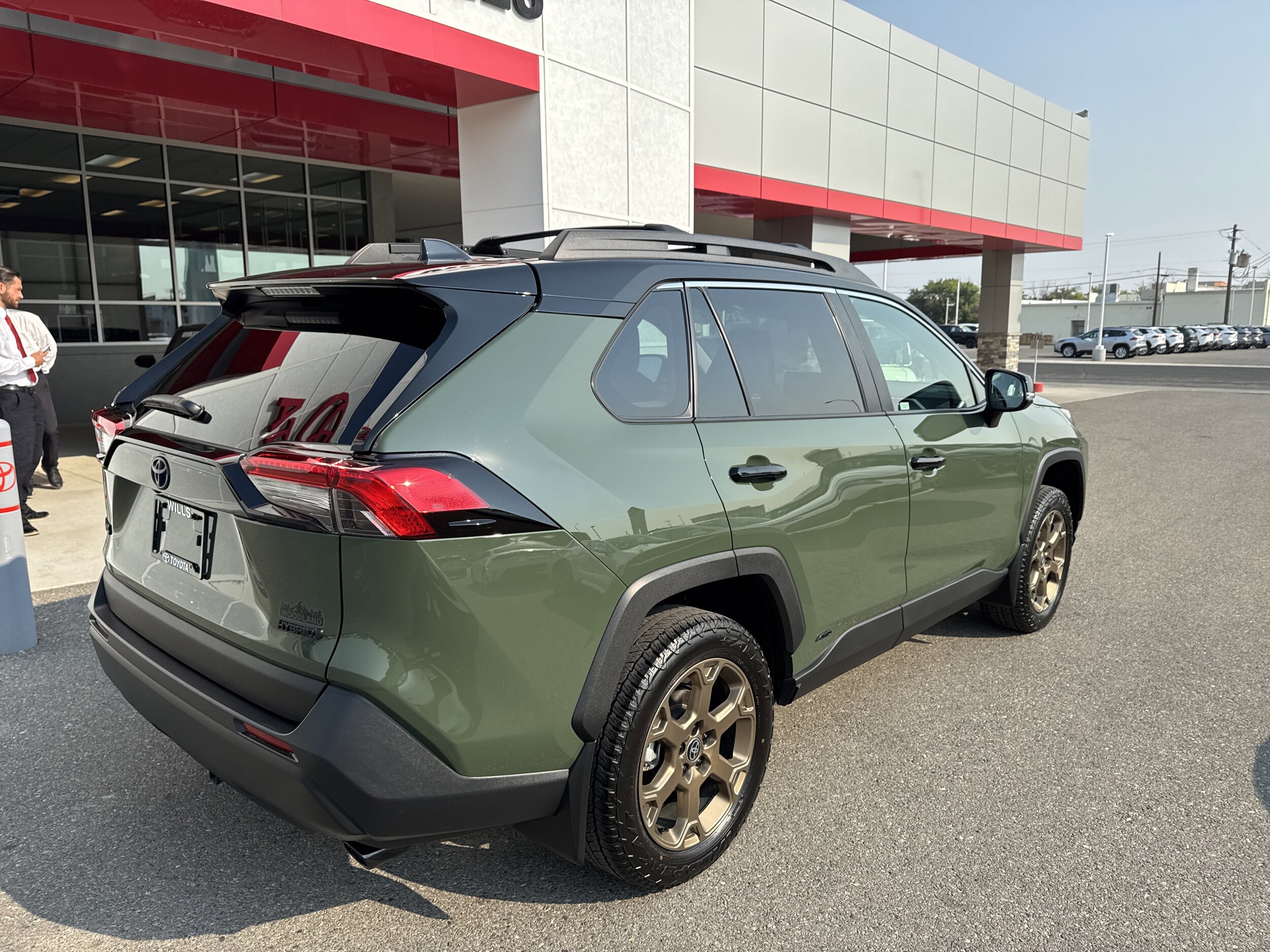 2024 Toyota RAV4 Hybrid photo 3
