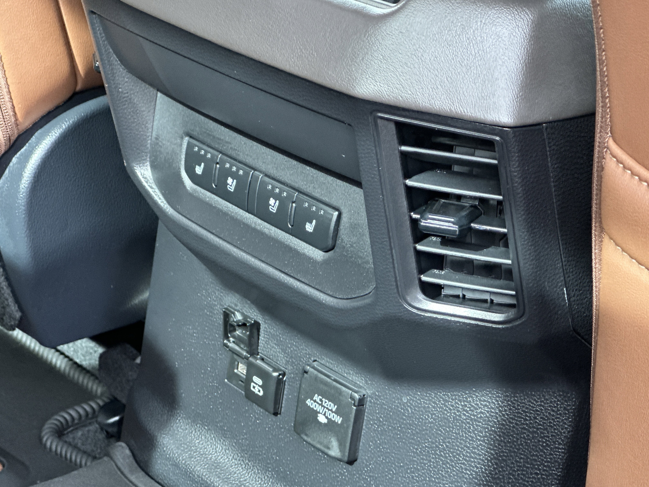 2026 Toyota Tundra 1794 Edition - Photo 13