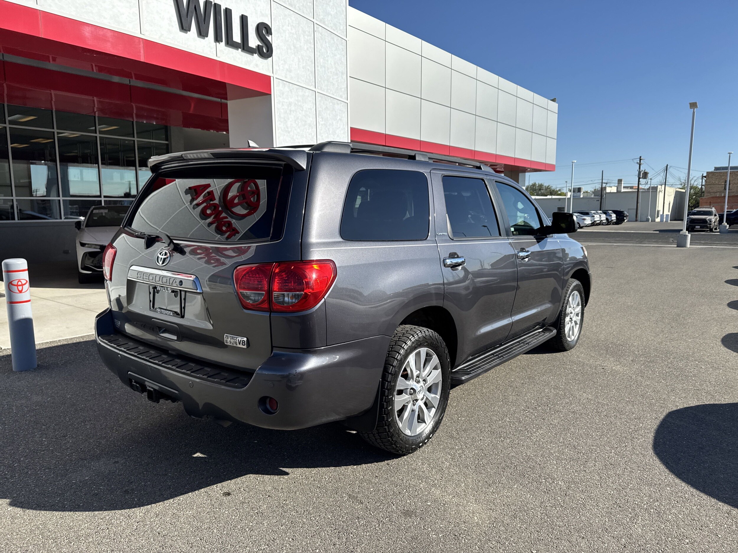 2013 Toyota Sequoia Limited photo 4