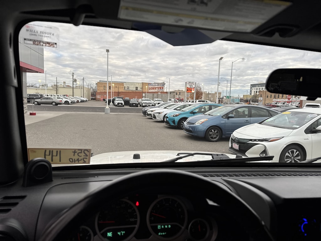 Used 2010 Jeep Wrangler Unlimited Sport SUV