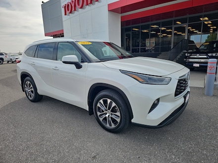 2021 Toyota Highlander XLE SUV