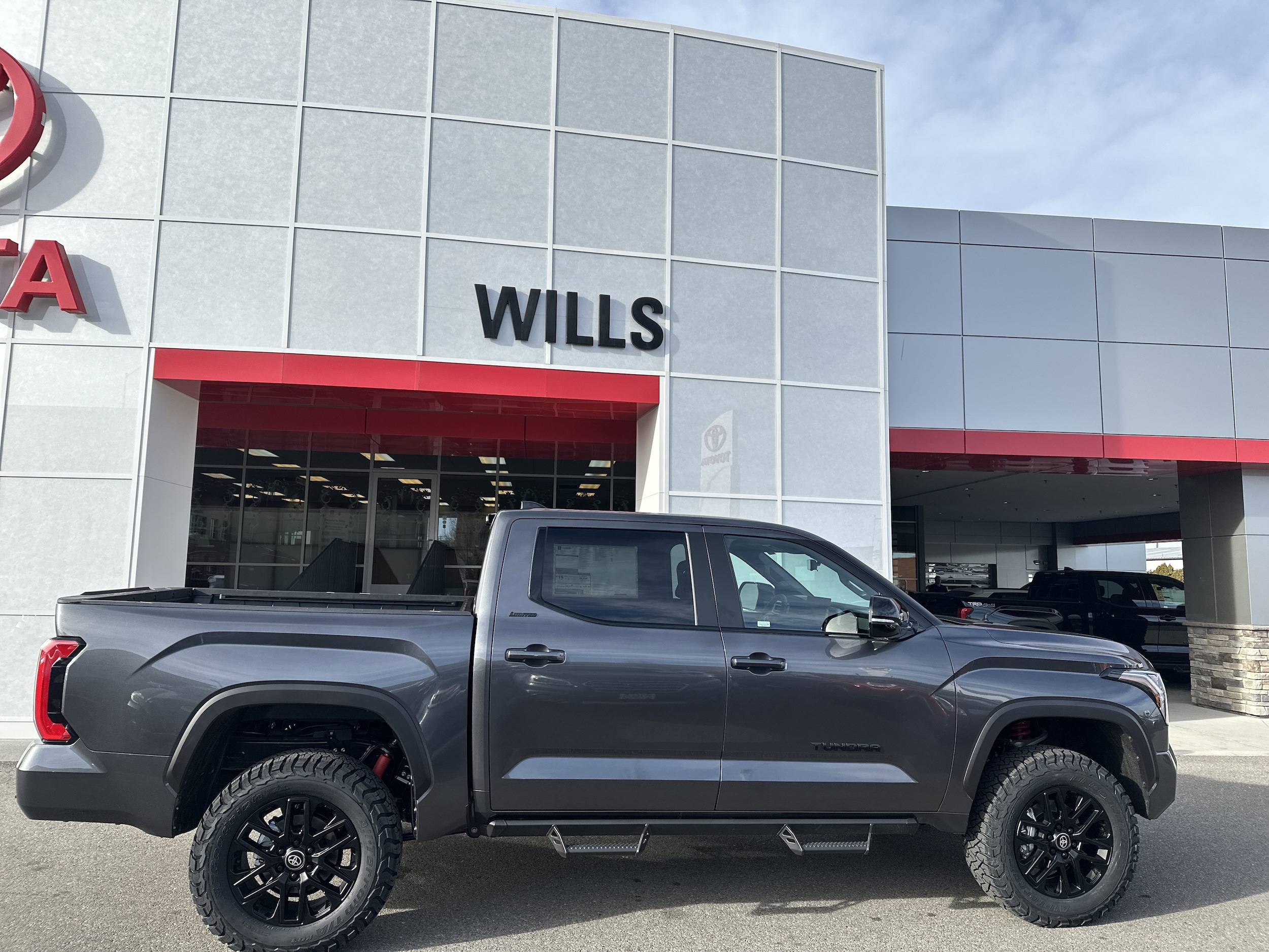 2026 Toyota Tundra Limited's photo