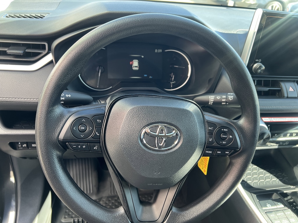 New 2025 Toyota RAV4 LE SUV