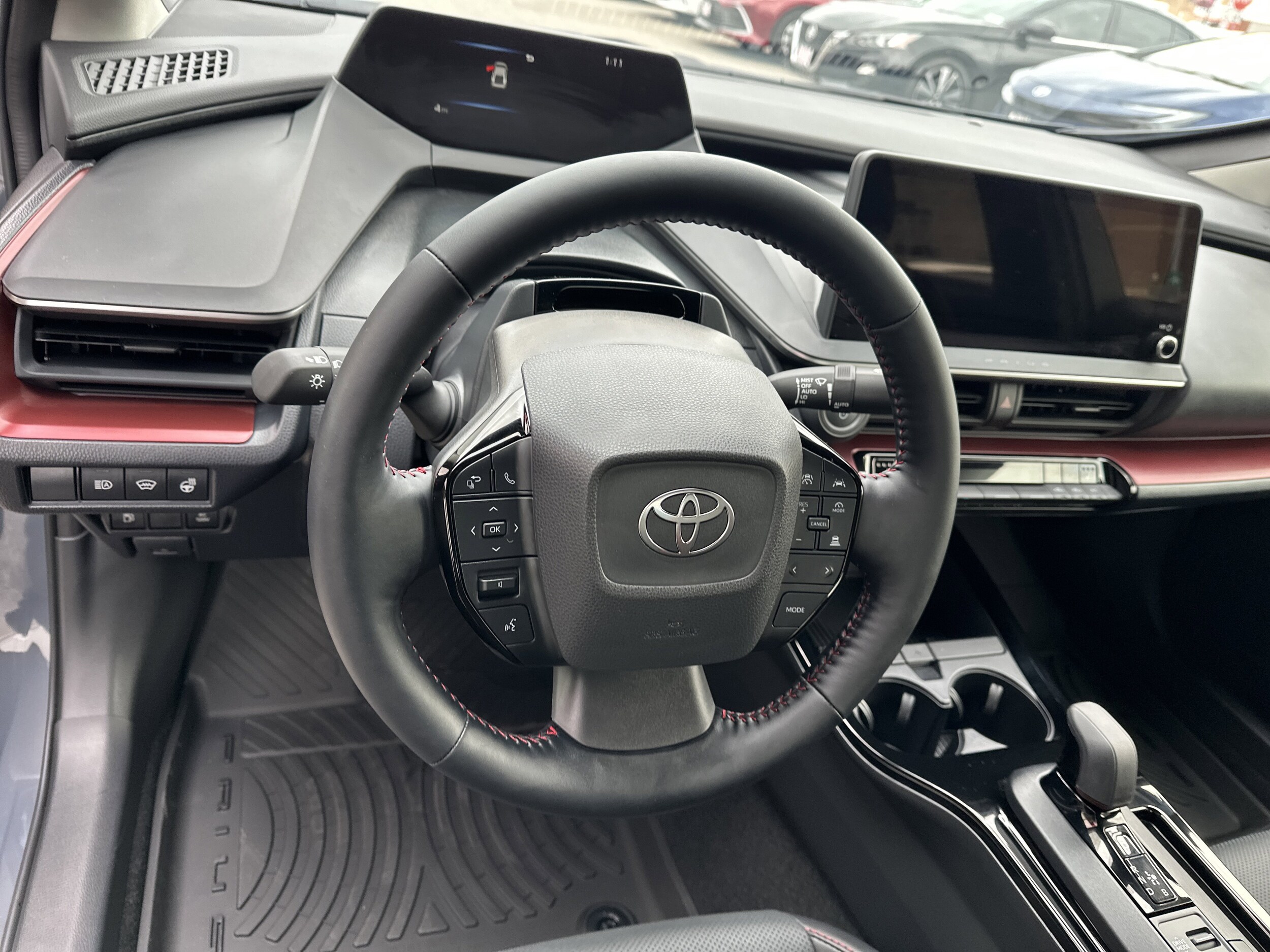 2026 Toyota Prius Plug-in Hybrid XSE photo 3