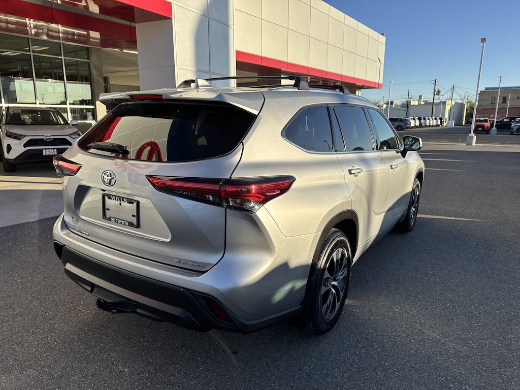 Used 2020 Toyota Highlander XLE SUV