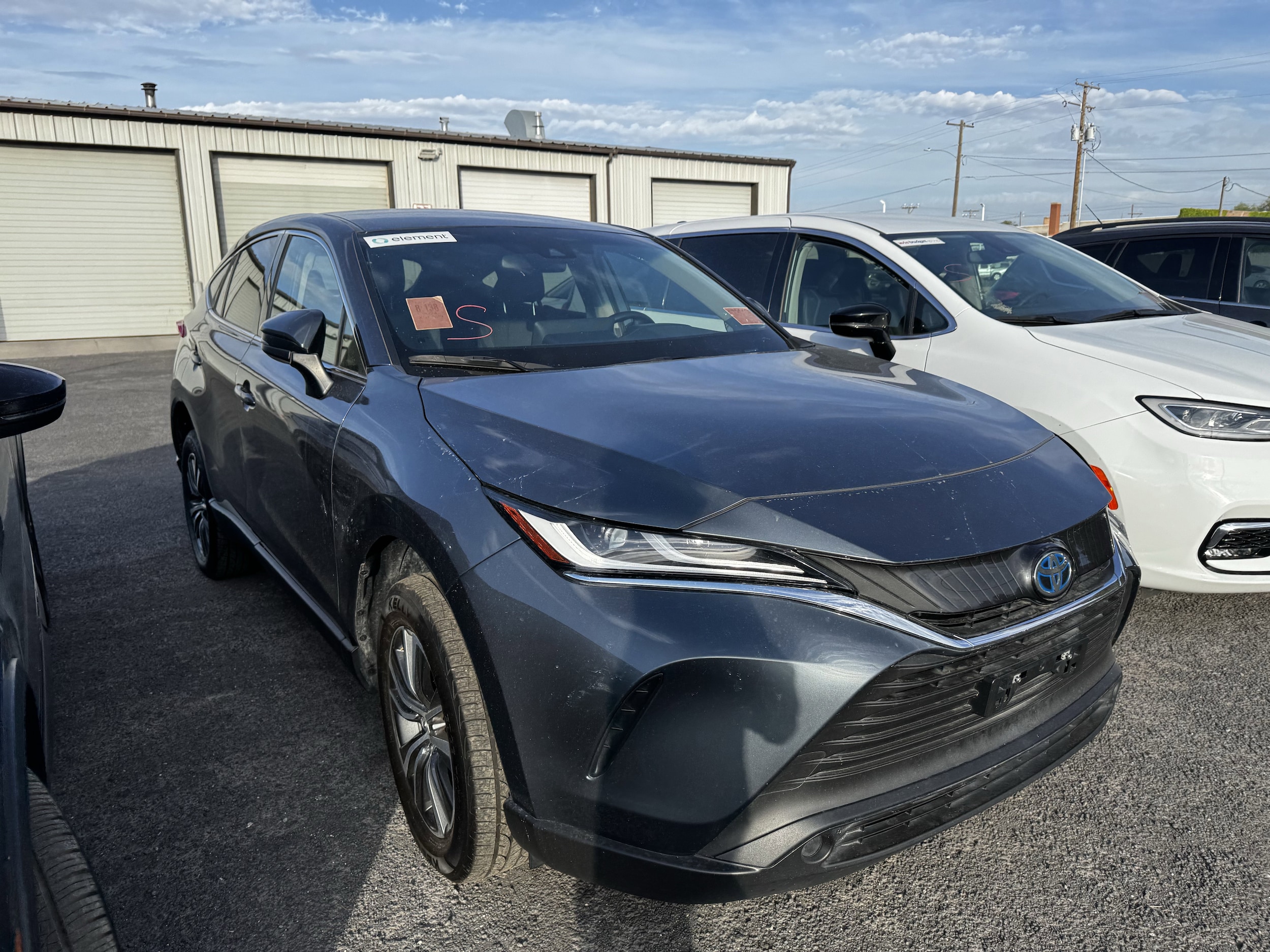 2024 Toyota Venza LE Hybrid AWD's photo