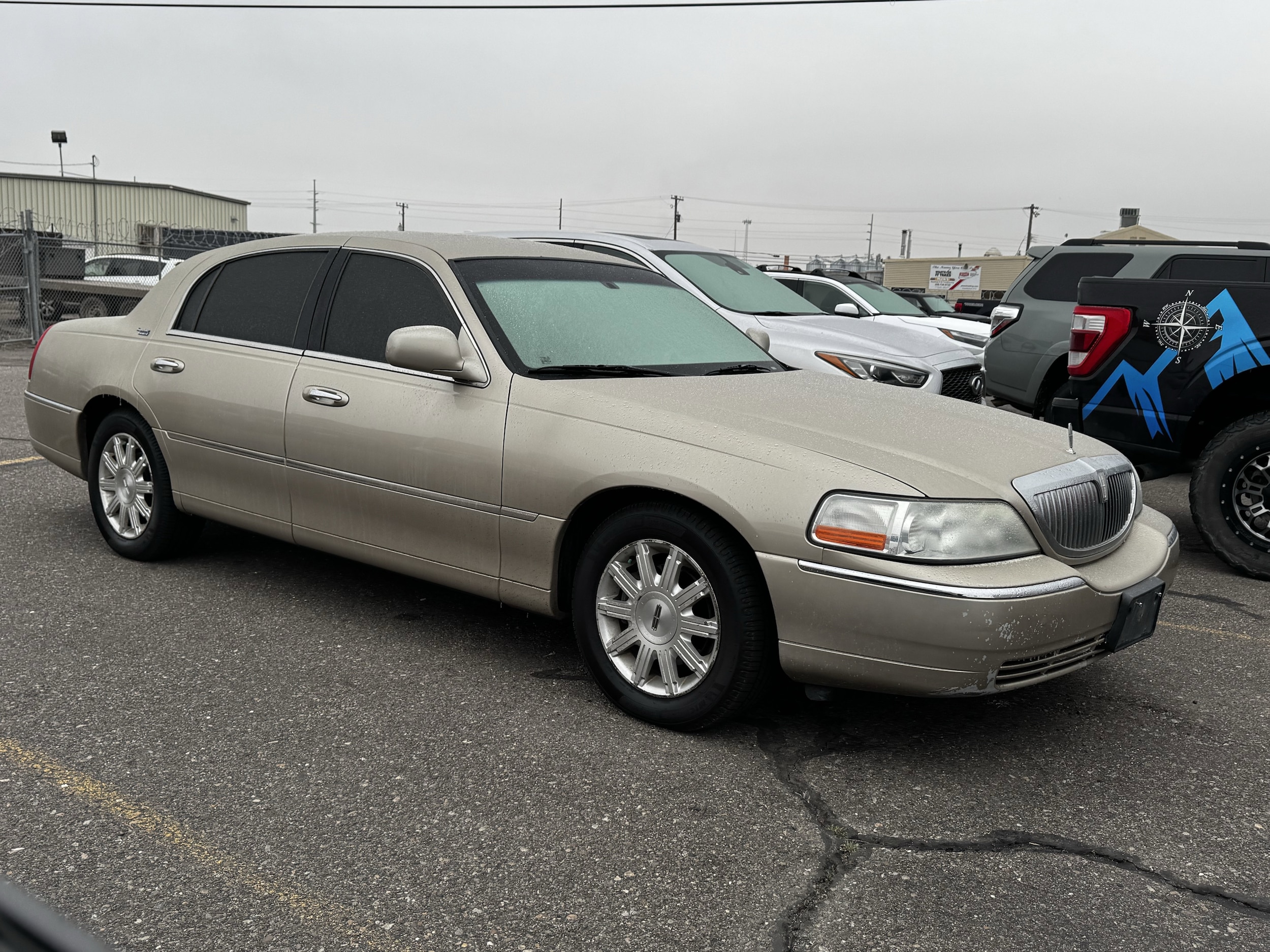 2010 Lincoln Town Car Signature Limited