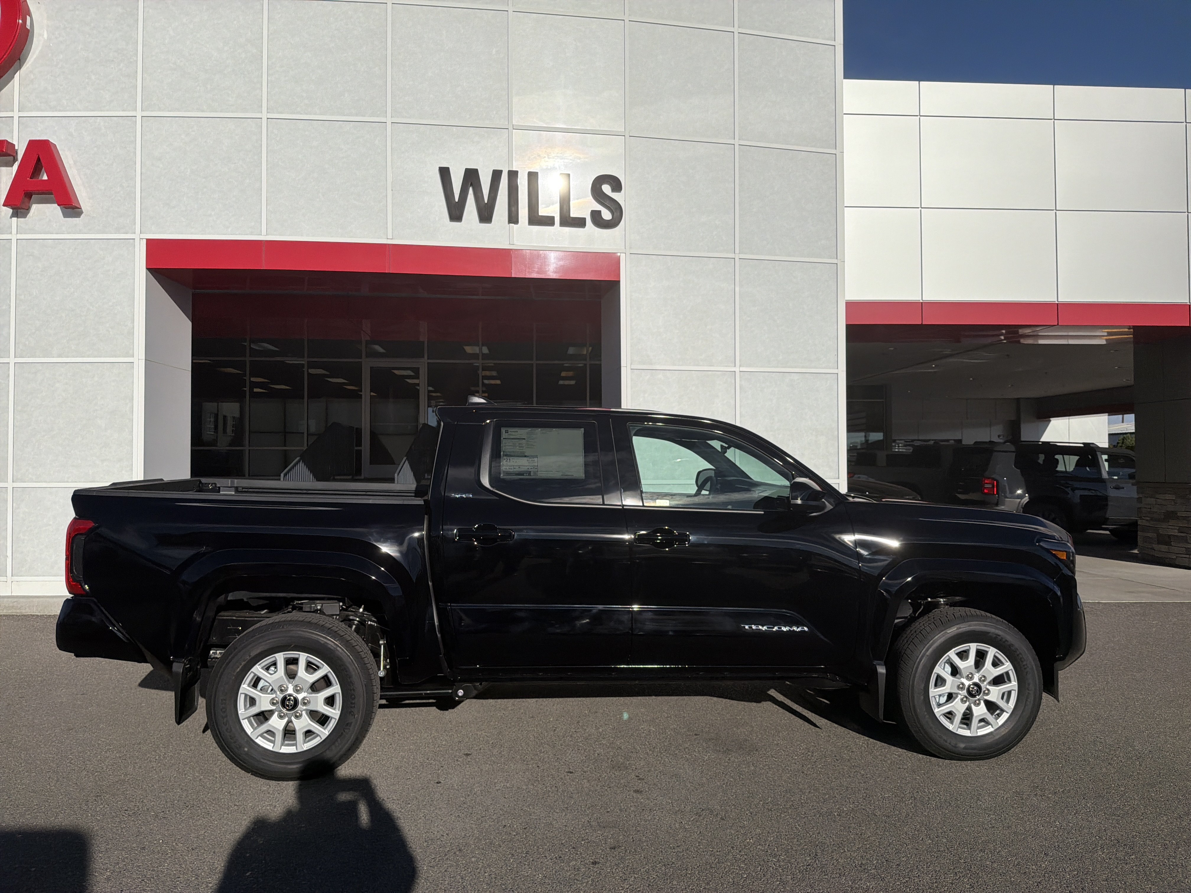 New 2026 Toyota Tacoma SR5 w/Heated Front Seats Truck Double Cab for Sale in Twin Falls ID