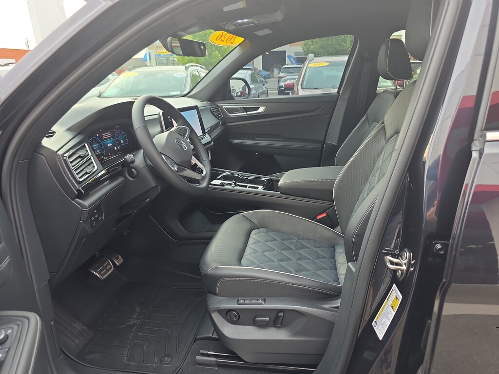 Used 2026 Volkswagen Atlas Cross Sport 2.0T SEL Premium R-Line SUV