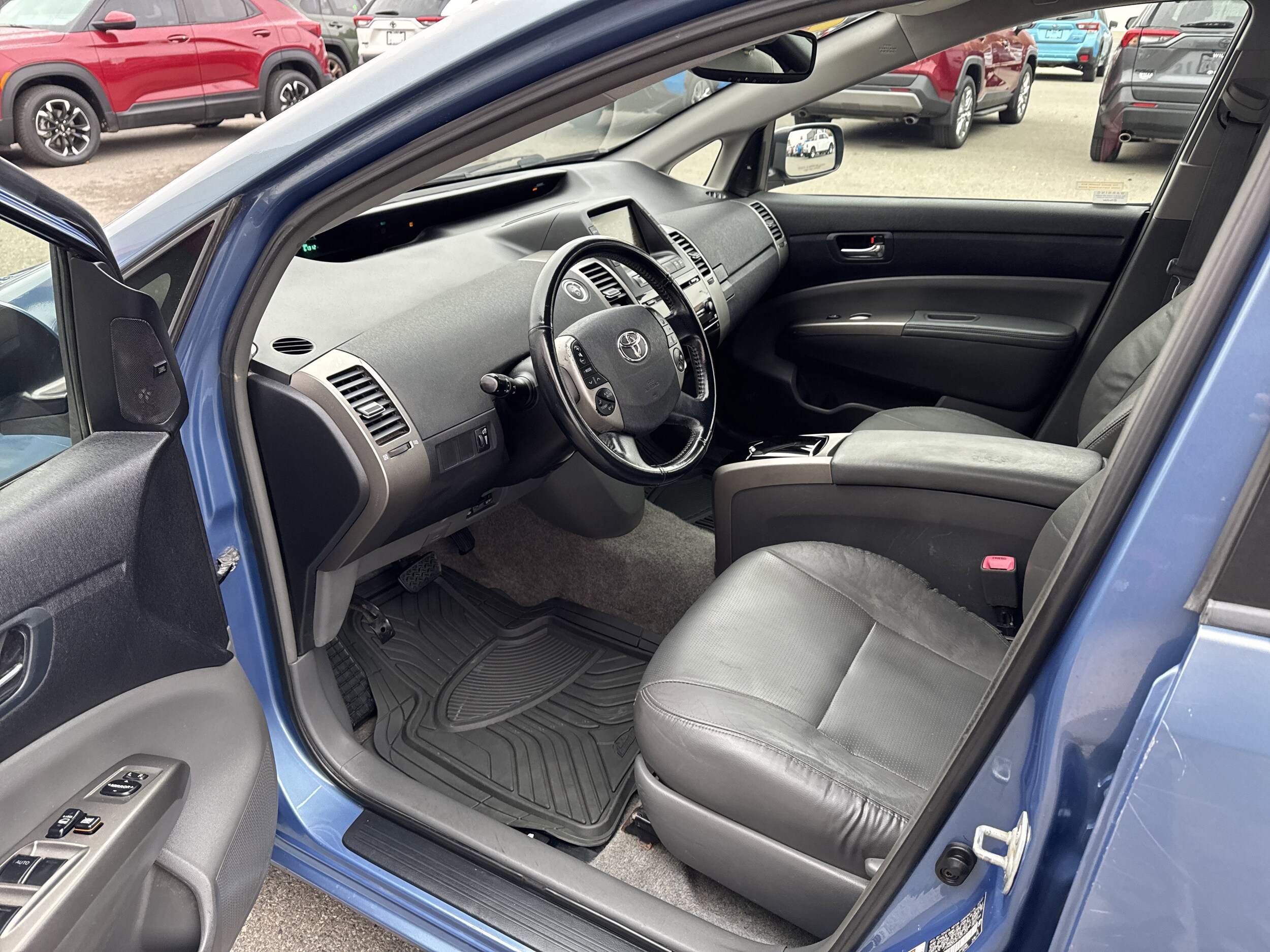 2007 Toyota Prius Touring photo 2