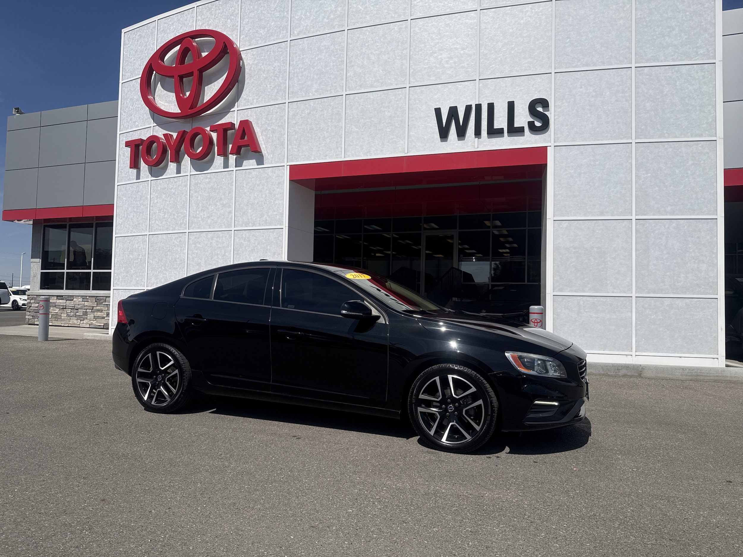 2017 Volvo S60 T5 FWD Dynamic
