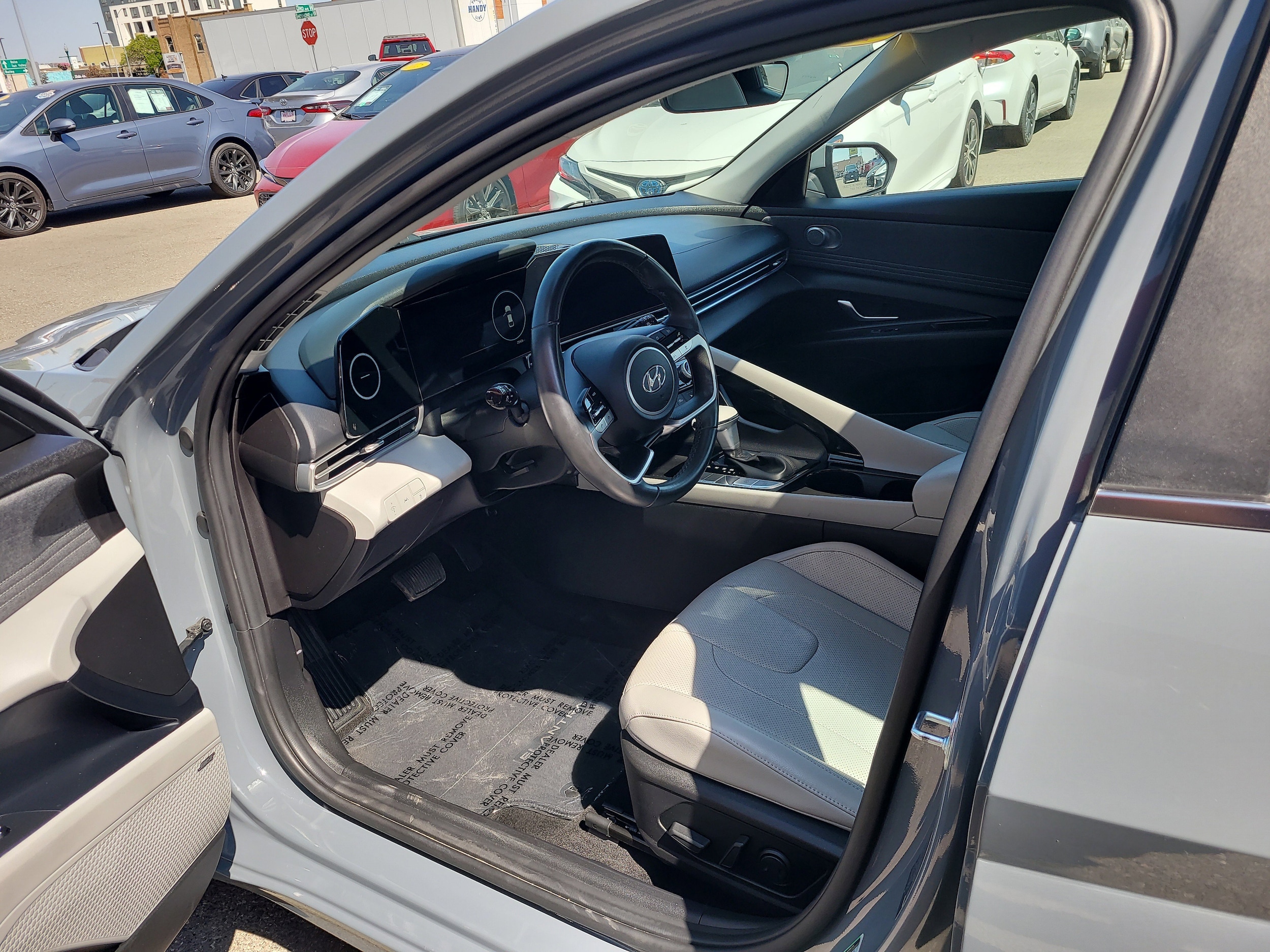 Used 2022 Hyundai Elantra Limited with VIN KMHLP4AG8NU255700 for sale in Twin Falls, ID