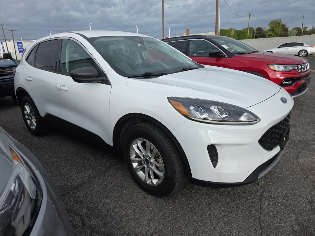 Used 2022 Ford Escape SE SUV