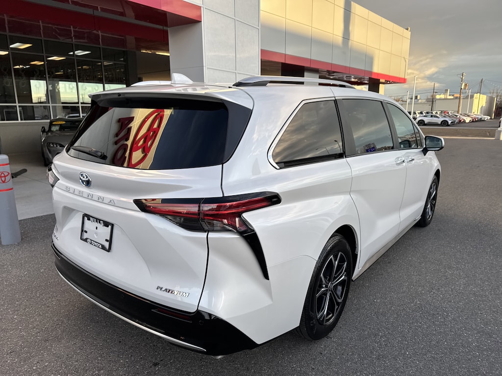 Used 2025 Toyota Sienna Platinum 7 Passenger Van Passenger Van