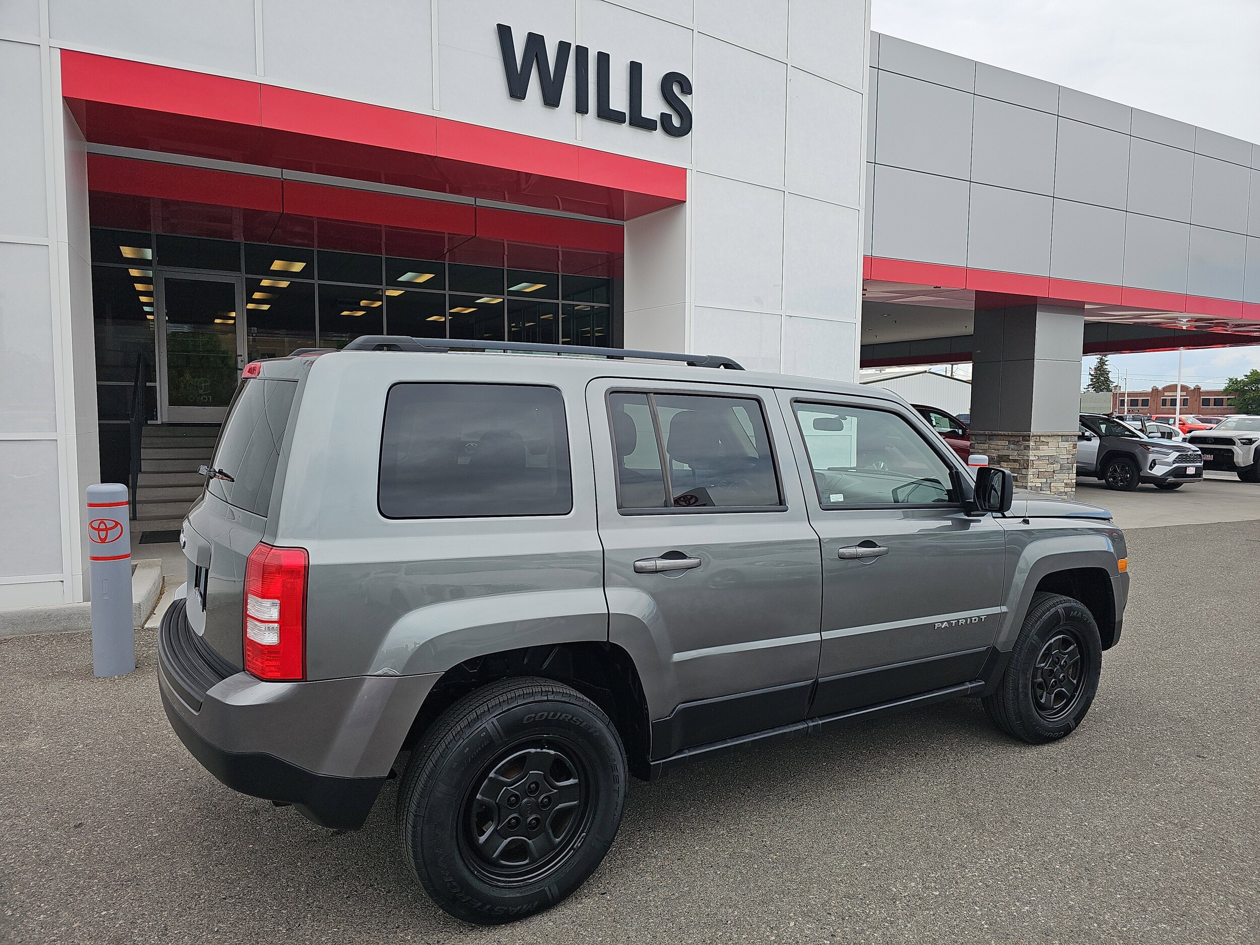 2012 Jeep Patriot Sport photo 3