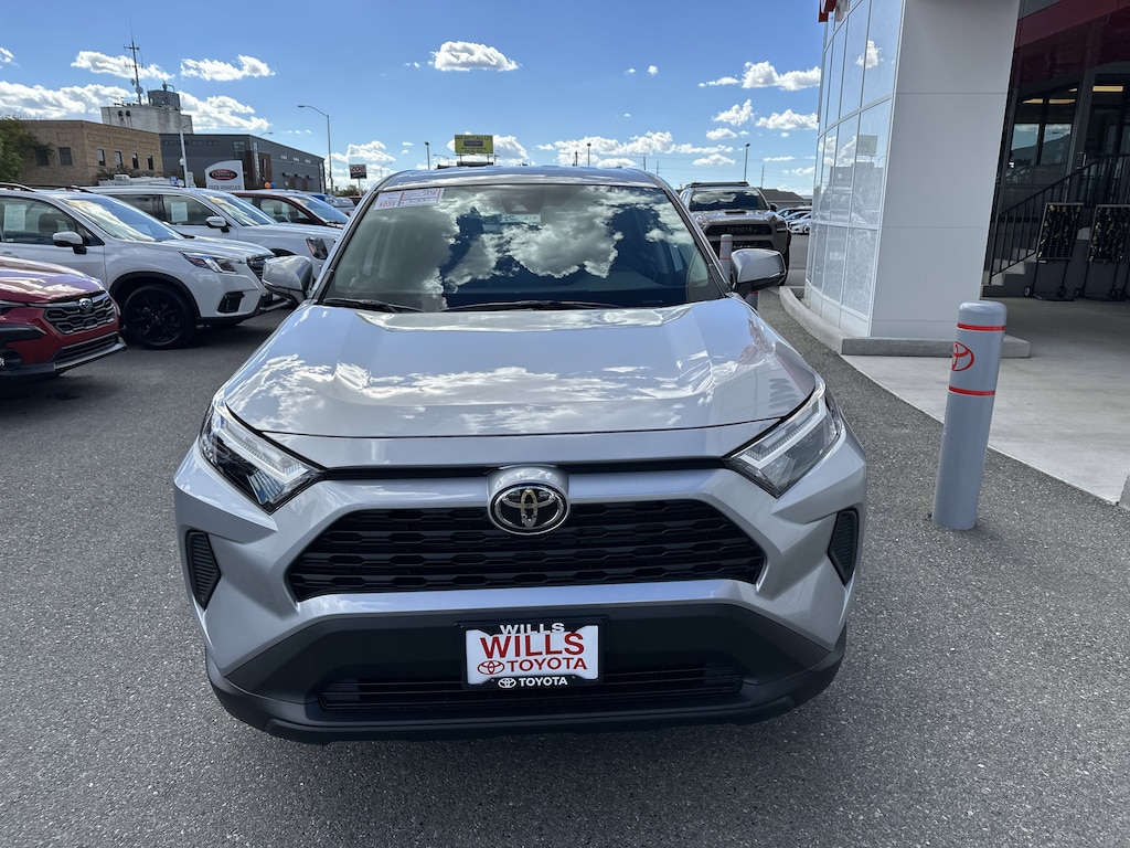 New 2025 Toyota RAV4 LE SUV