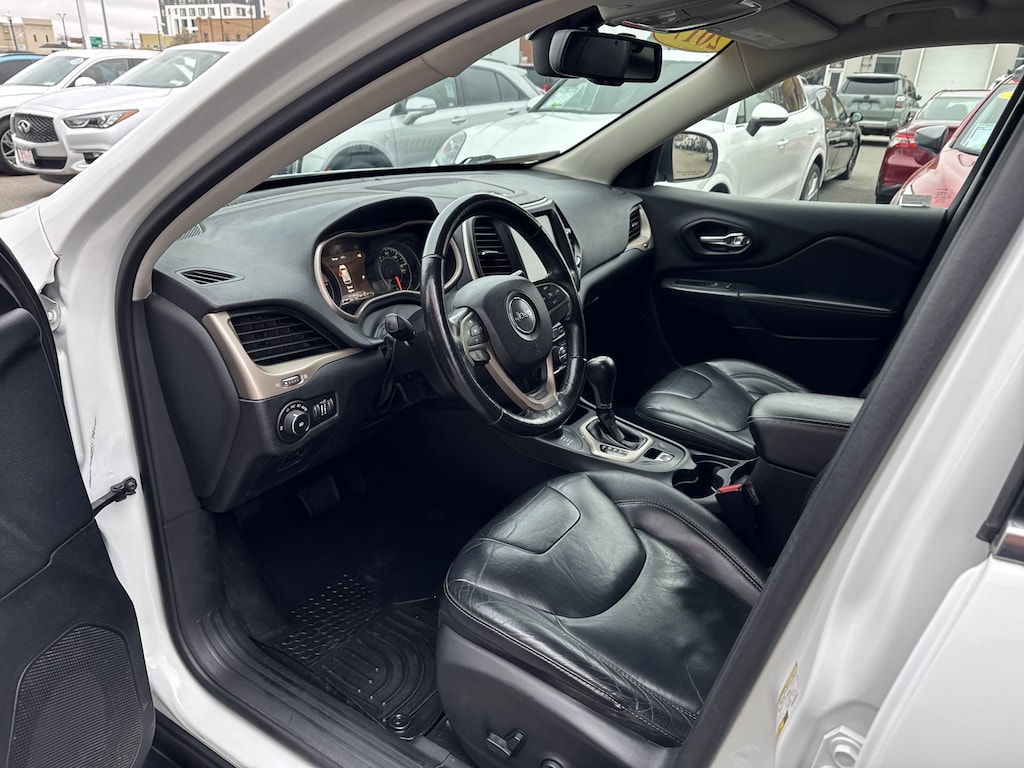 Used 2016 Jeep Cherokee Limited 4x4 SUV