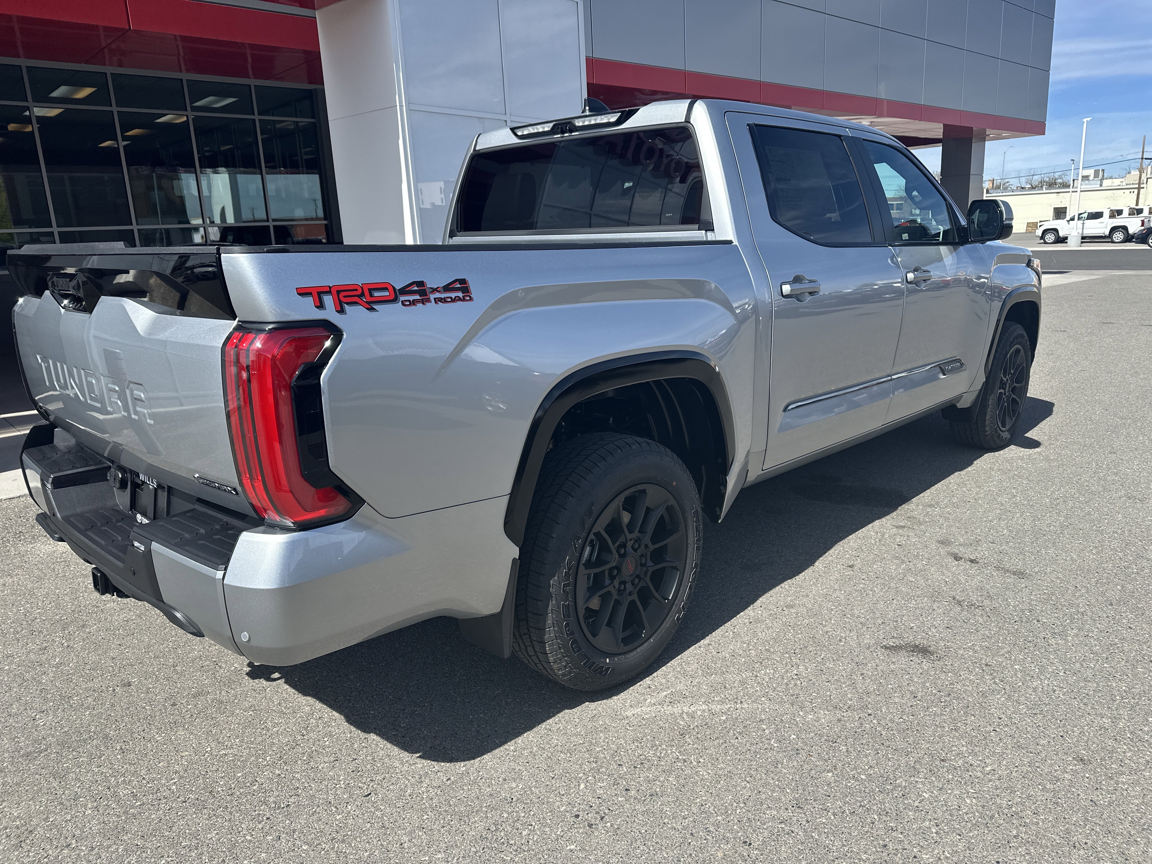 2026 Toyota Tundra Platinum - Photo 6