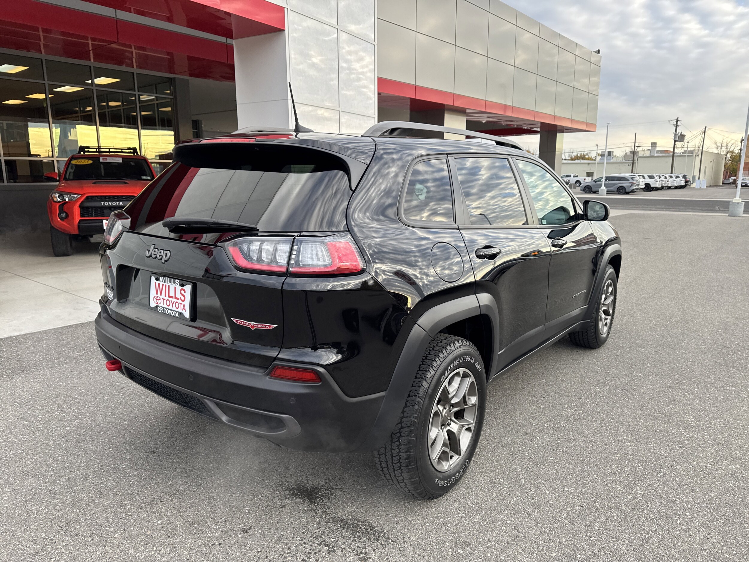 2021 Jeep Cherokee Trailhawk photo 3