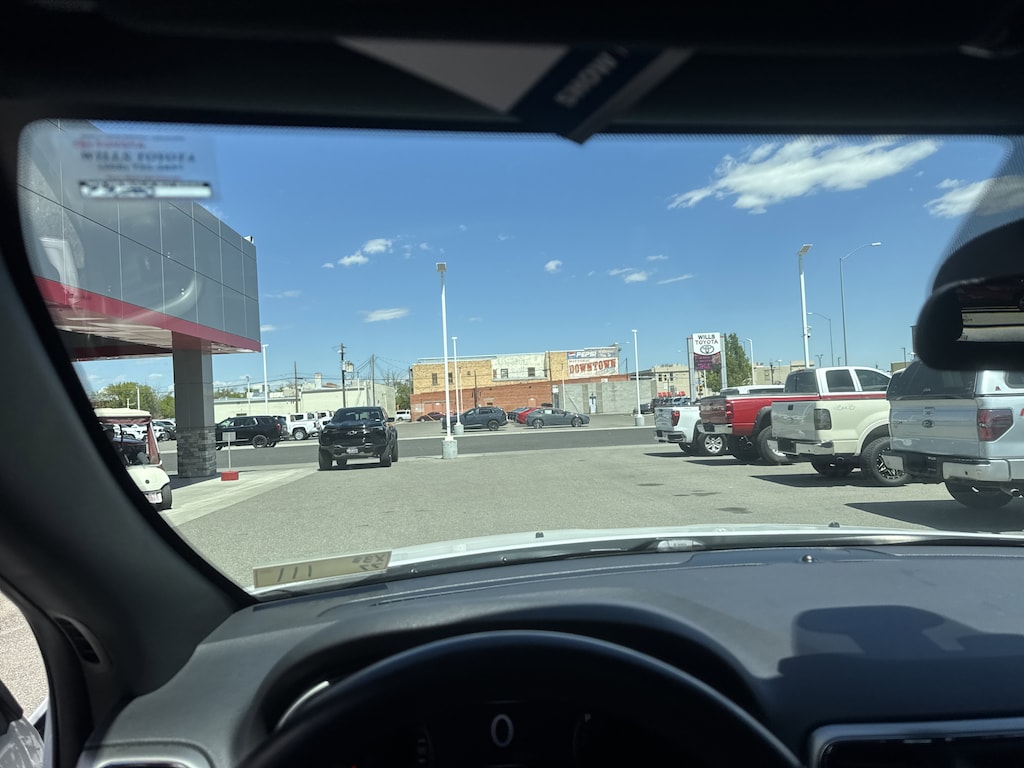 Used 2019 Jeep Grand Cherokee Laredo SUV