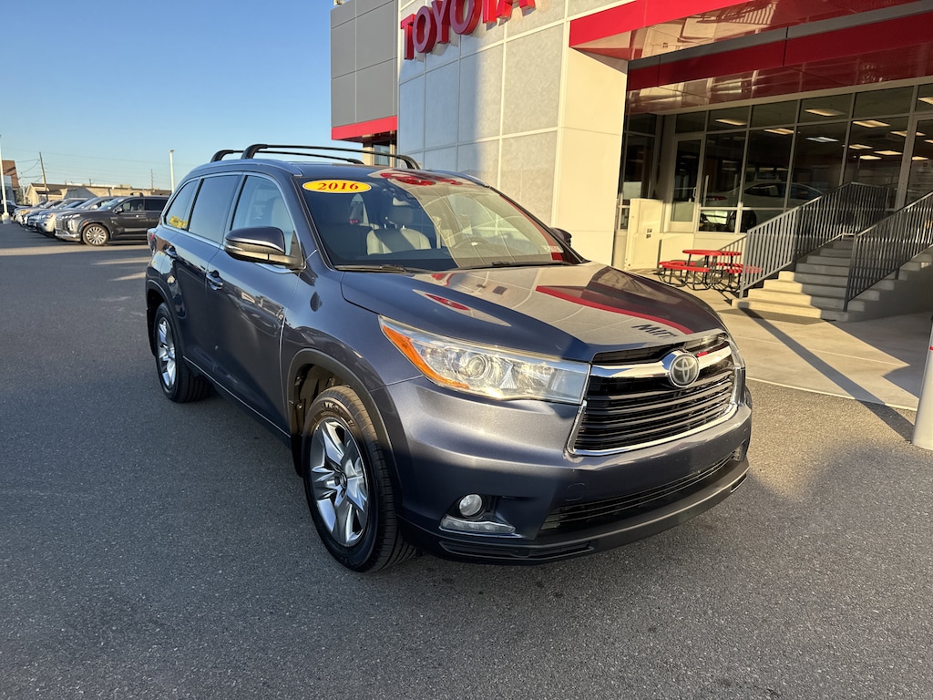 Used 2016 Toyota Highlander Limited V6 SUV