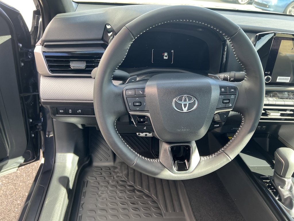 New 2026 Toyota Camry SE Sedan