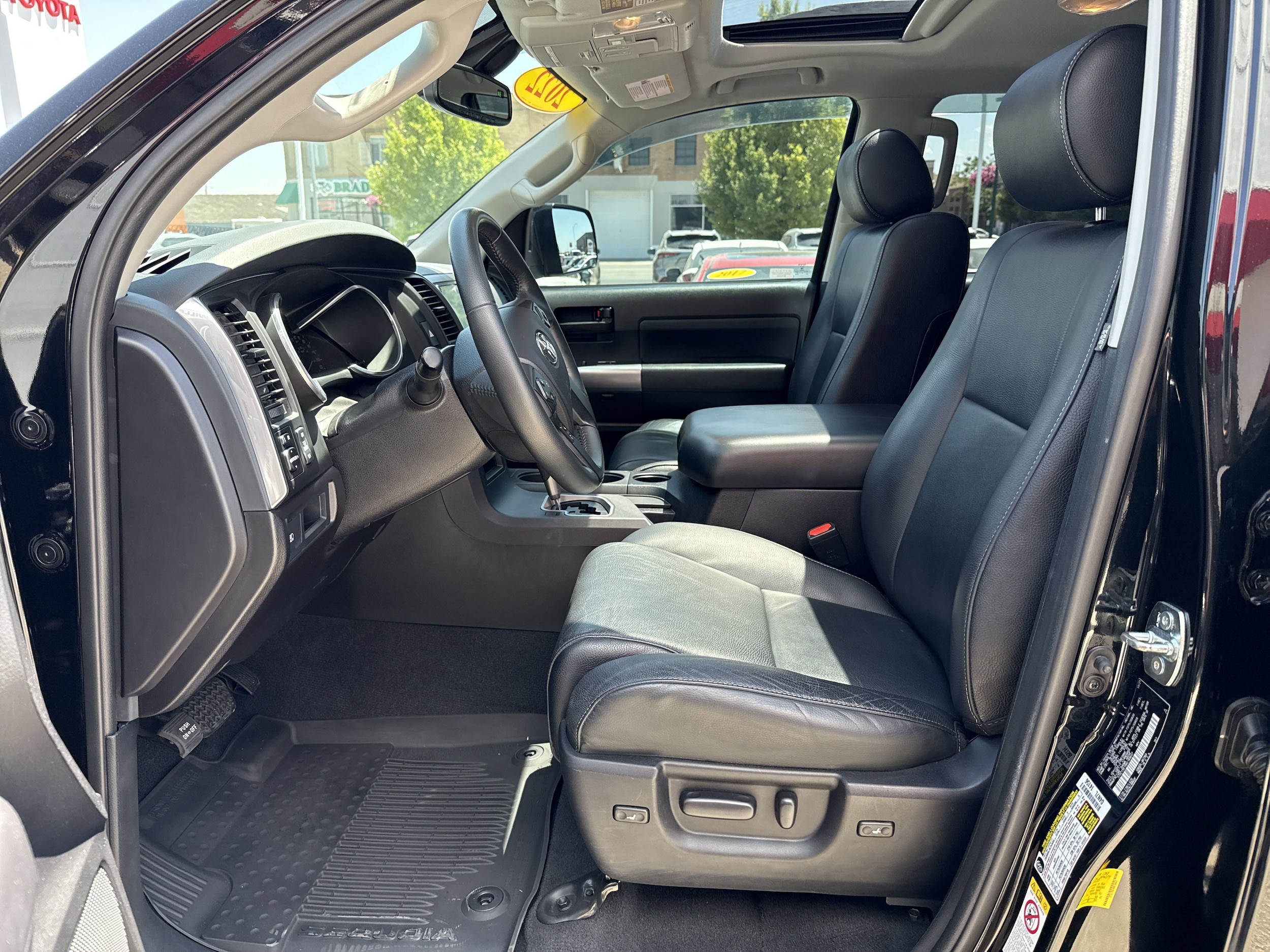 Used 2022 Toyota Sequoia TRD Sport with VIN 5TDCY5B19NS189647 for sale in Twin Falls, ID