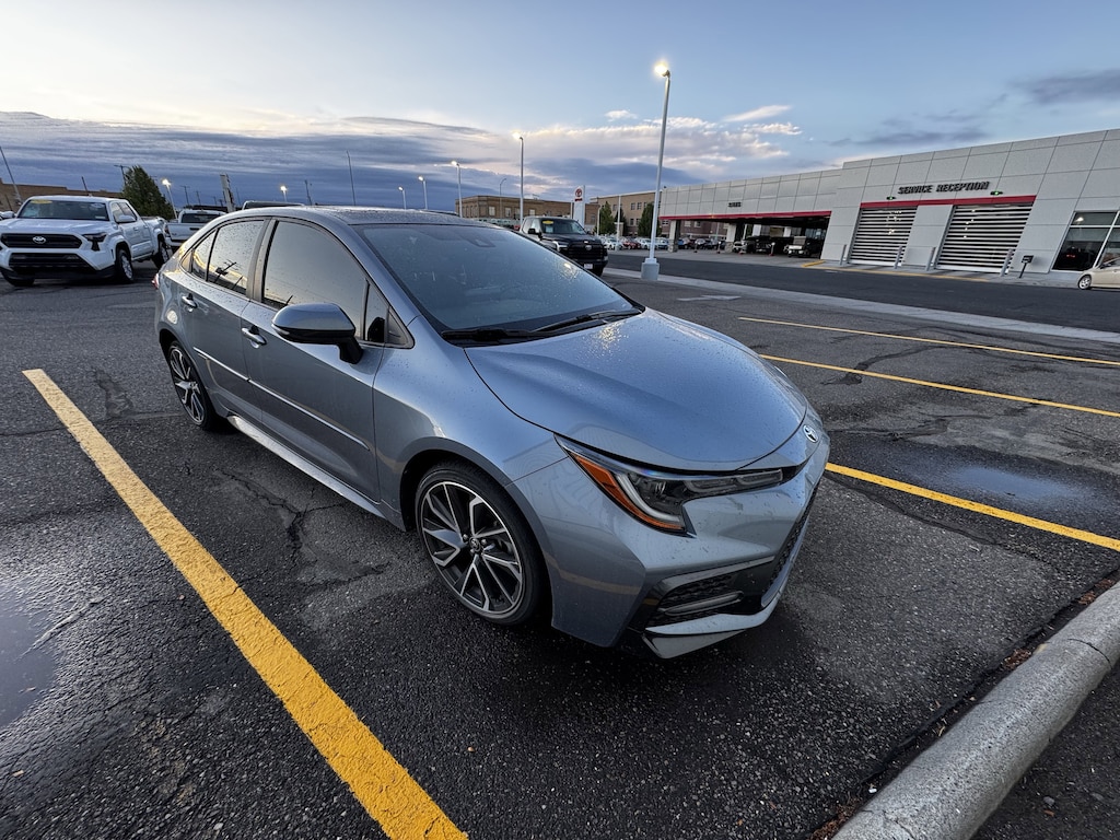 Used 2022 Toyota Corolla SE Sedan