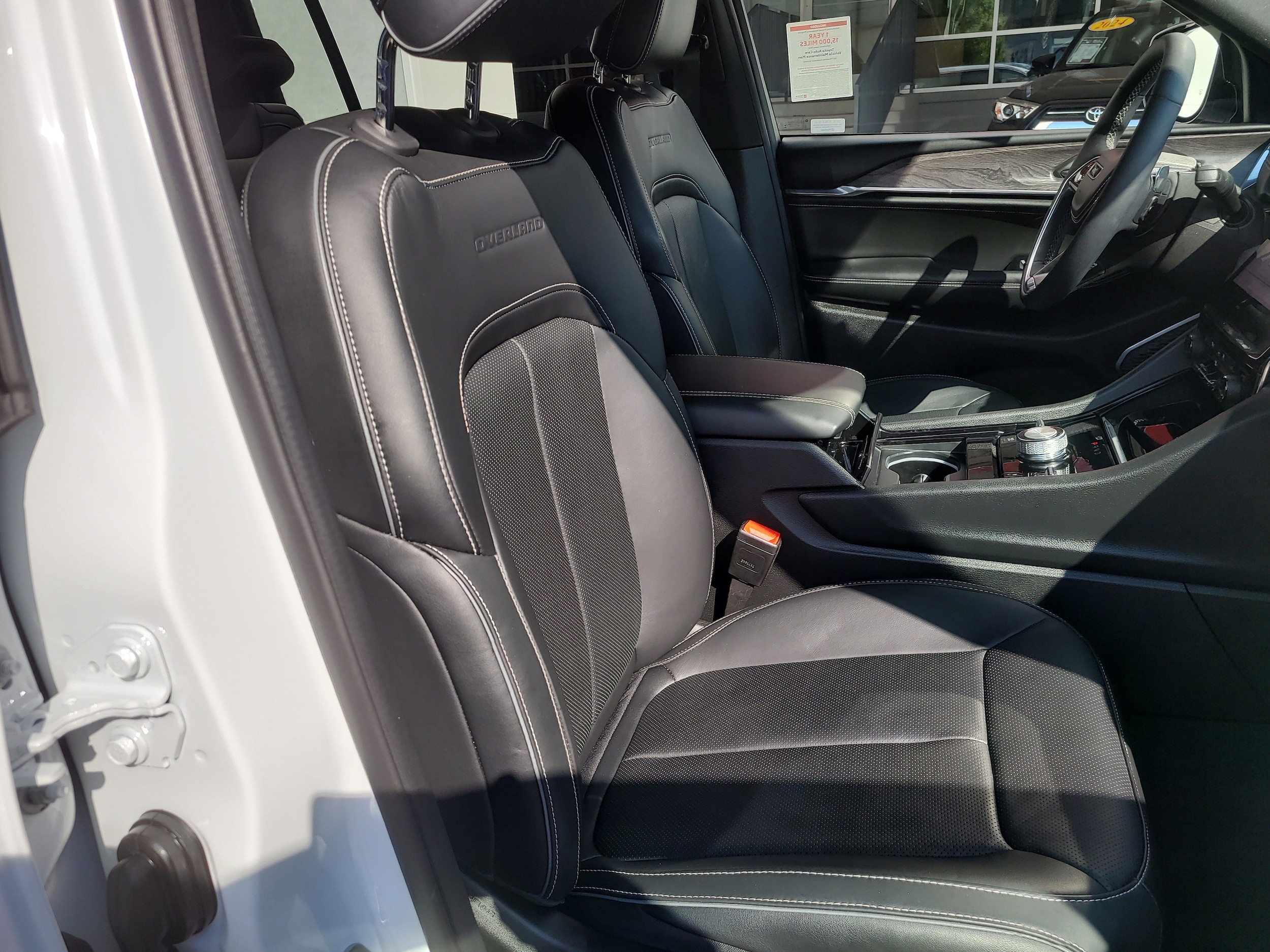 2024 Jeep Grand Cherokee L Overland - Photo 18