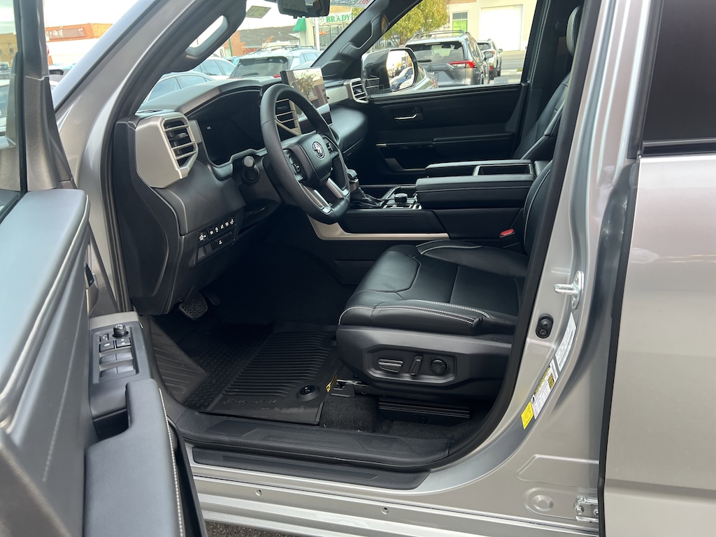 New 2026 Toyota Tundra Limited w/Nightshade, Premium & Power Packages Truck CrewMax