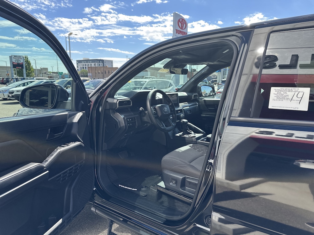 New 2026 Toyota Tacoma SR5 w/Heated Front Seats Truck Double Cab