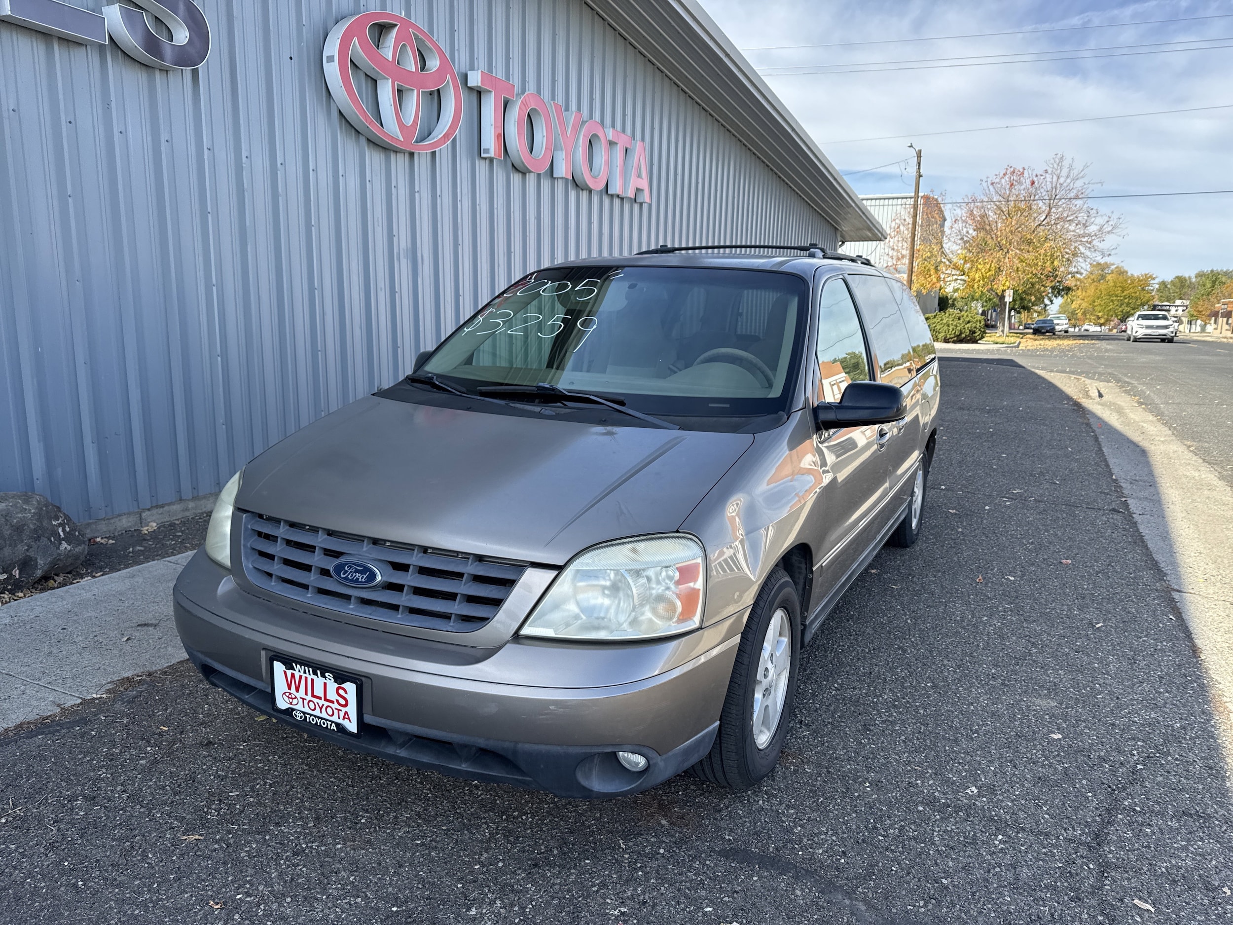 2005 Ford Freestar SES