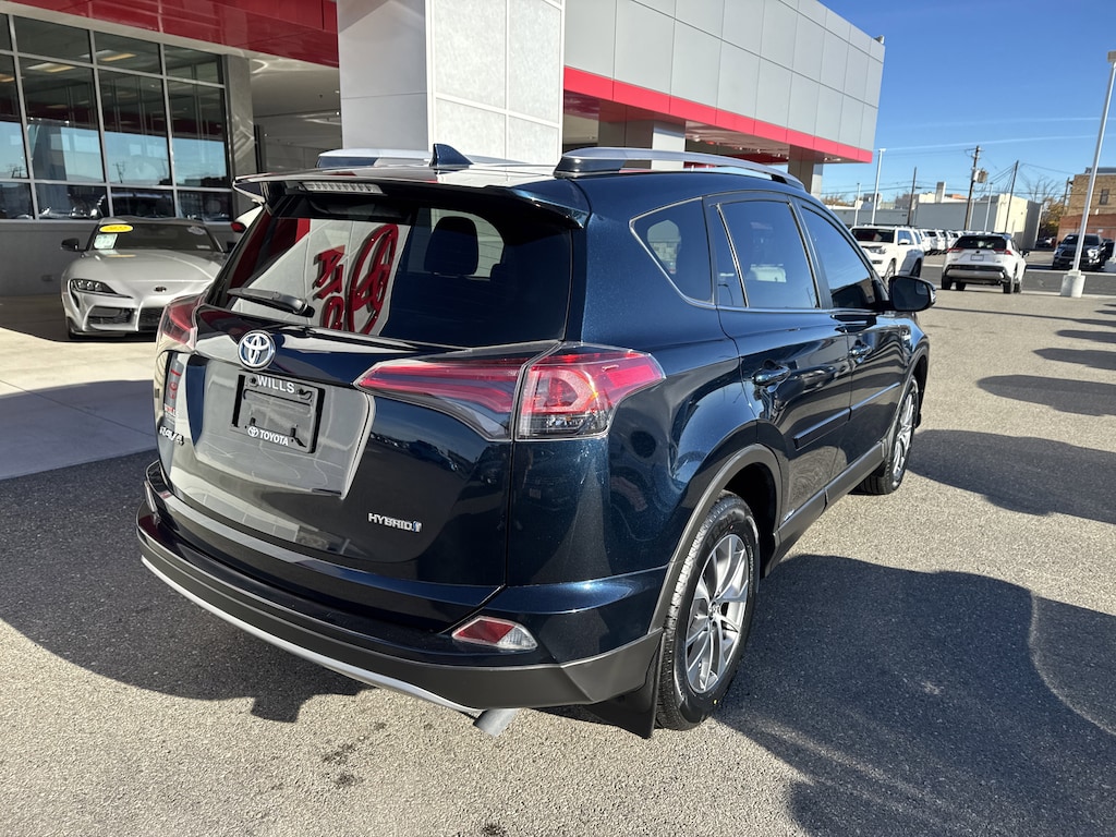Used 2018 Toyota RAV4 Hybrid  SUV
