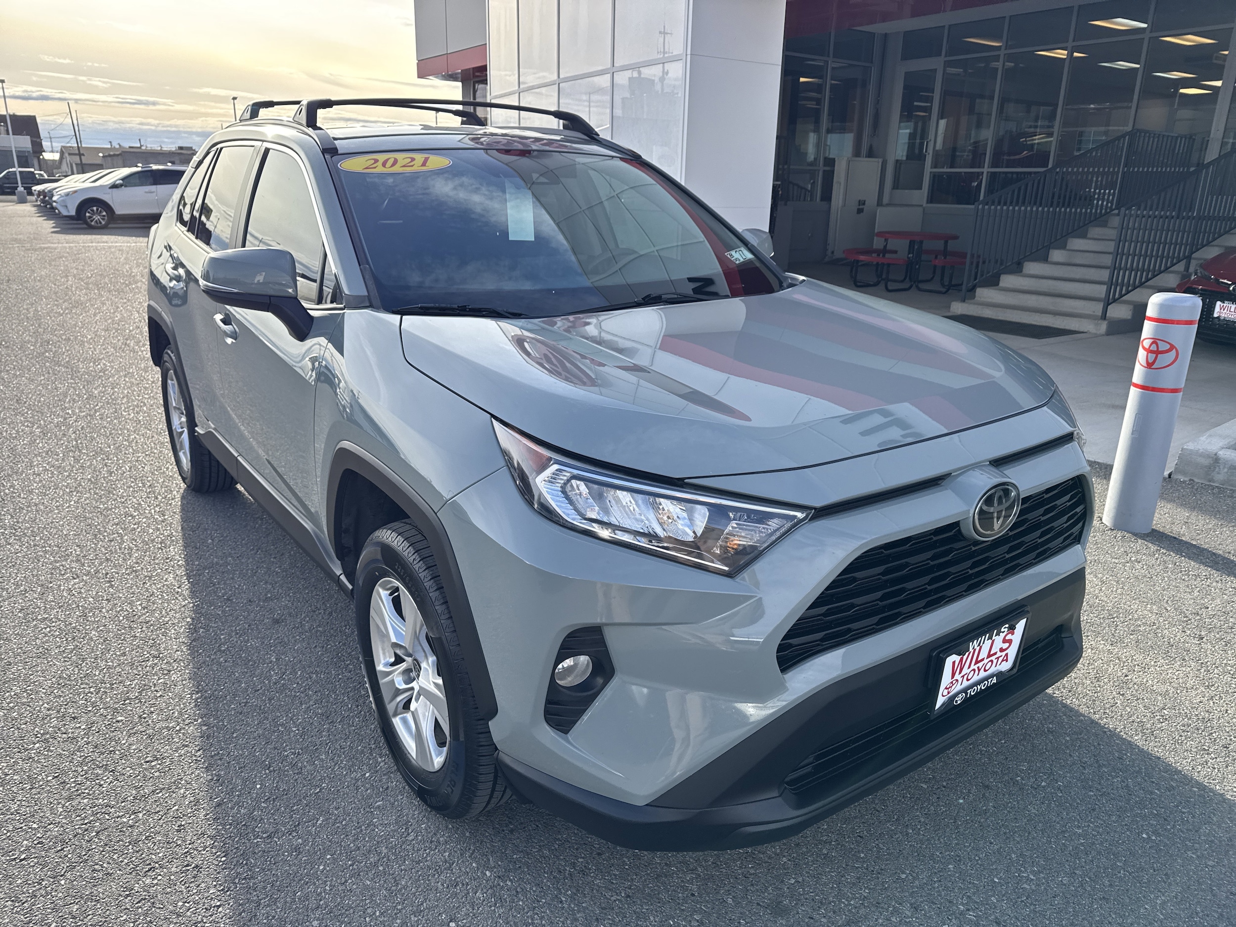 2021 Toyota RAV4 XLE