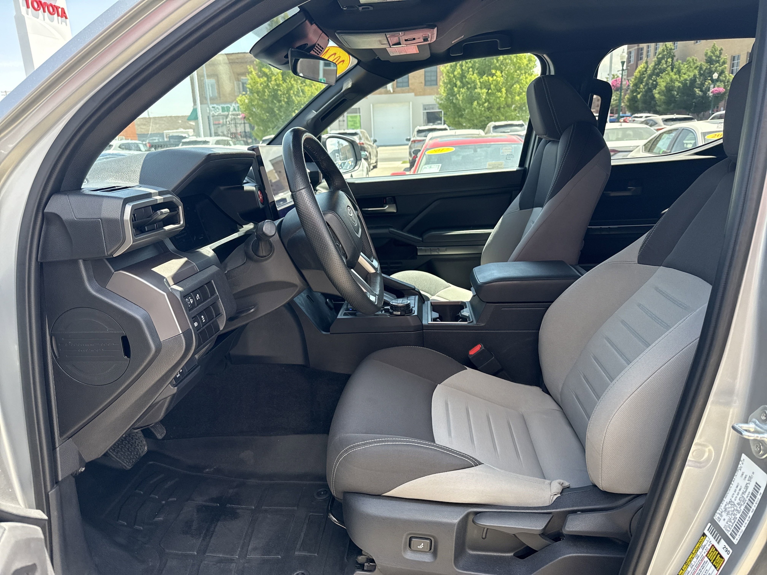 Used 2024 Toyota Tacoma TRD Off Road with VIN 3TMLB5JN6RM000304 for sale in Twin Falls, ID