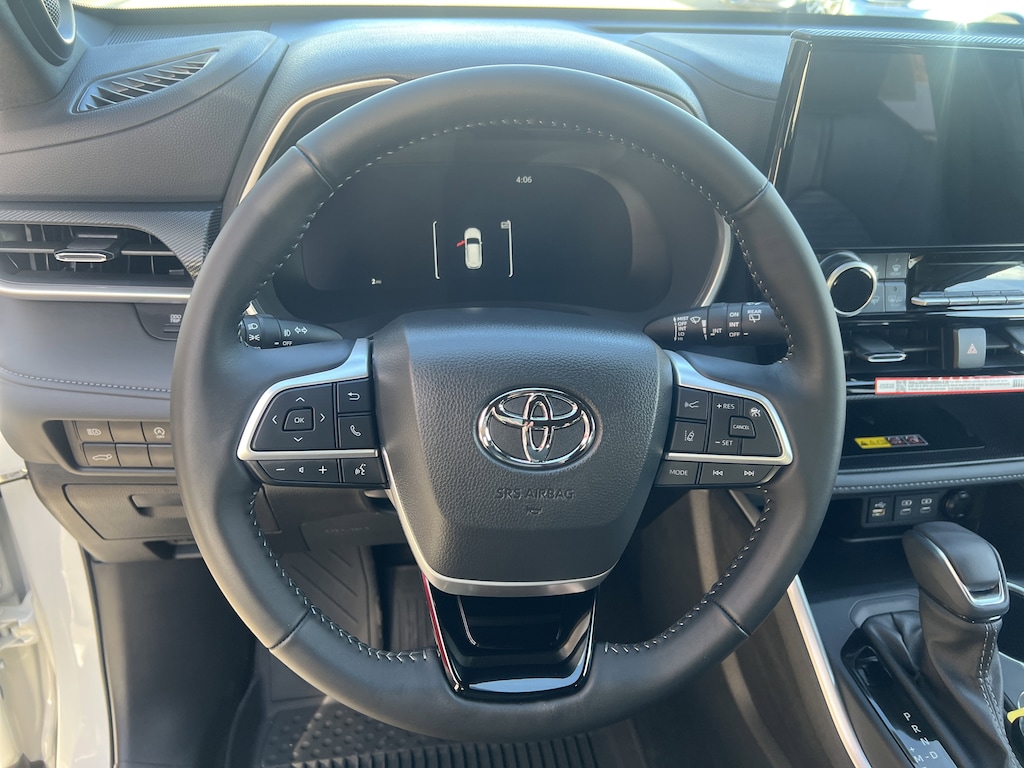 New 2026 Toyota Highlander XSE SUV