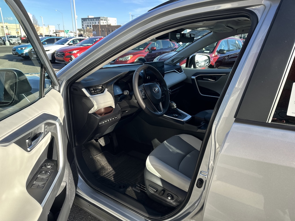 New 2025 Toyota RAV4 Limited SUV