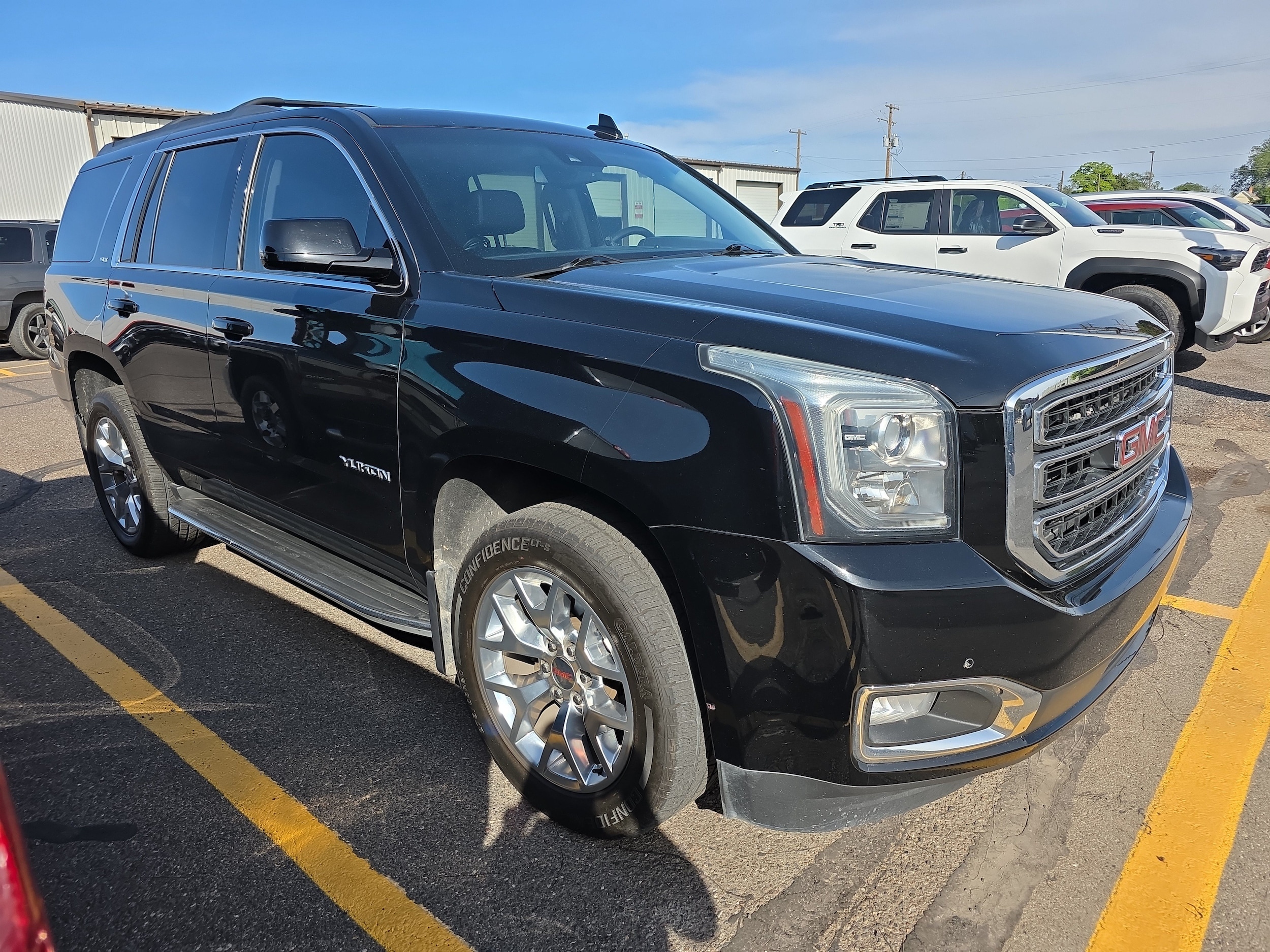 2017 GMC Yukon SLT 4X4's photo