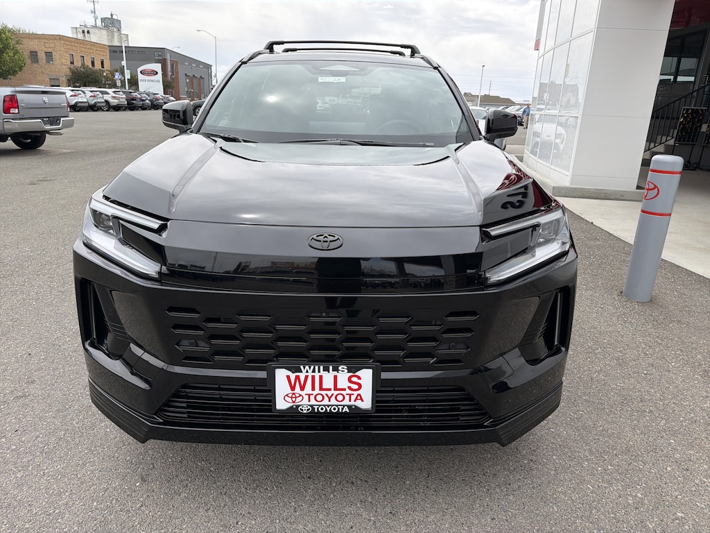 New 2026 Toyota RAV4 XSE w/Panoramic Moonroof Pkg SUV