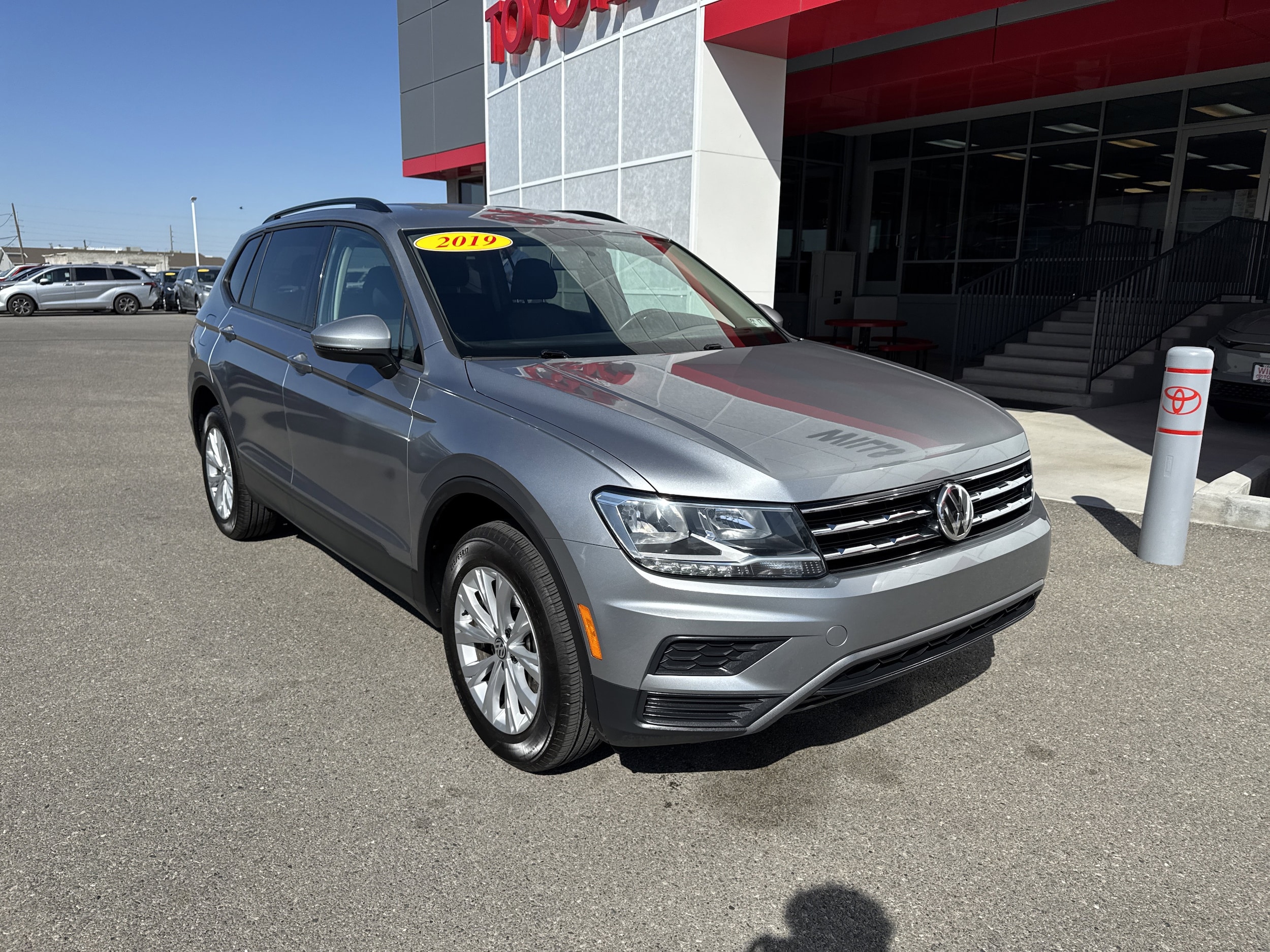 2019 Volkswagen Tiguan 2.0T S 4Motion's photo
