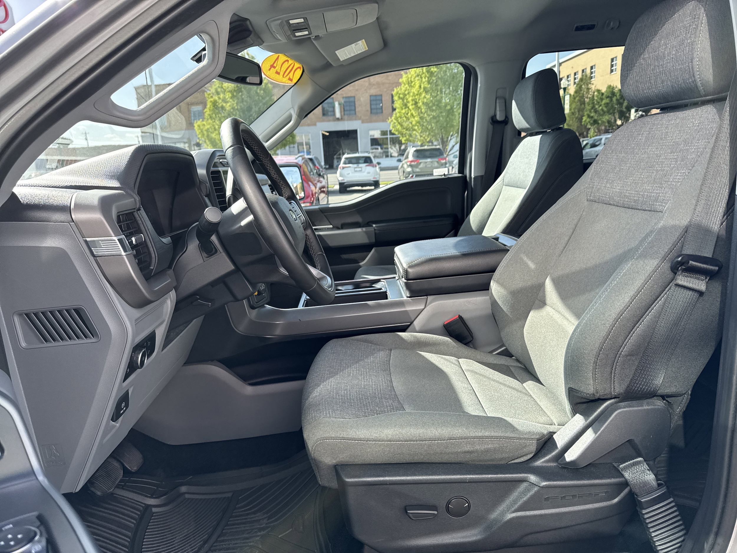 2024 Ford F-150 XLT - Photo 10