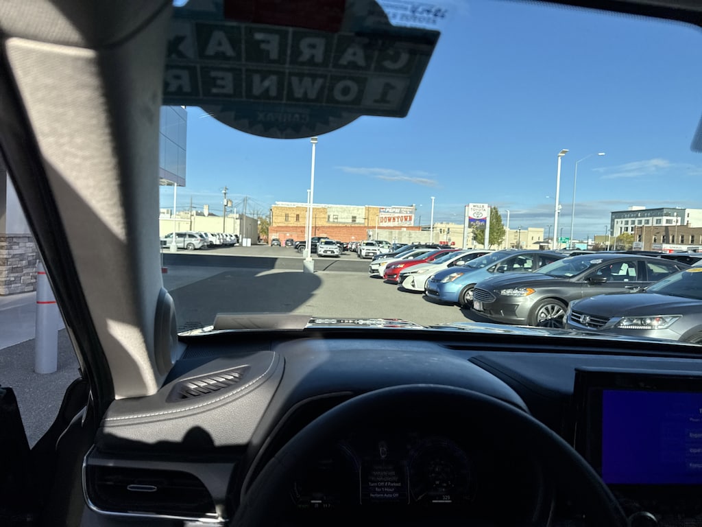 Used 2024 Toyota Highlander Hybrid Limited SUV