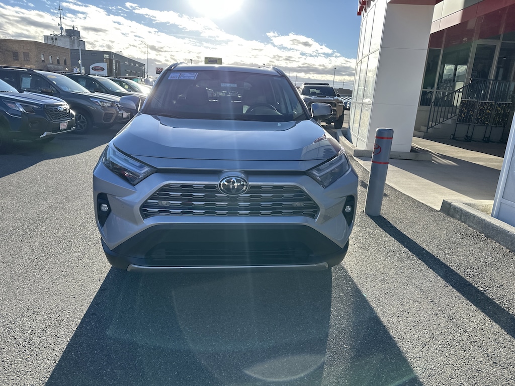New 2025 Toyota RAV4 Limited SUV