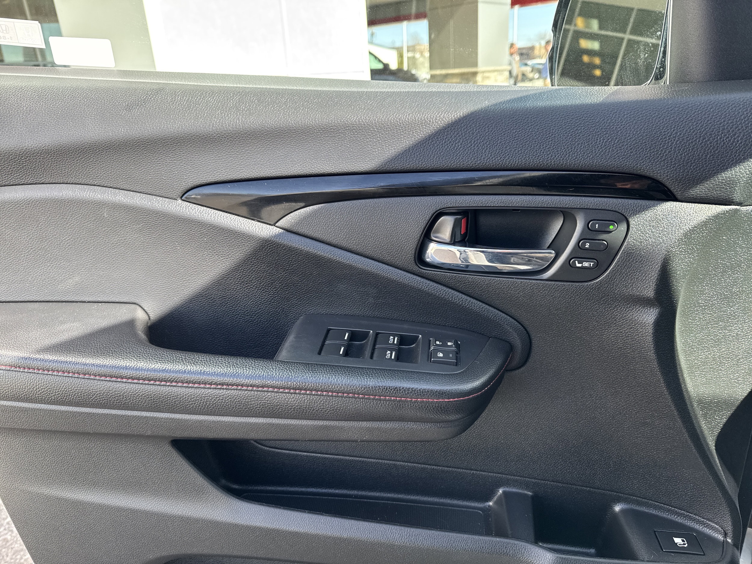 2021 Honda Ridgeline Black Edition - Photo 24