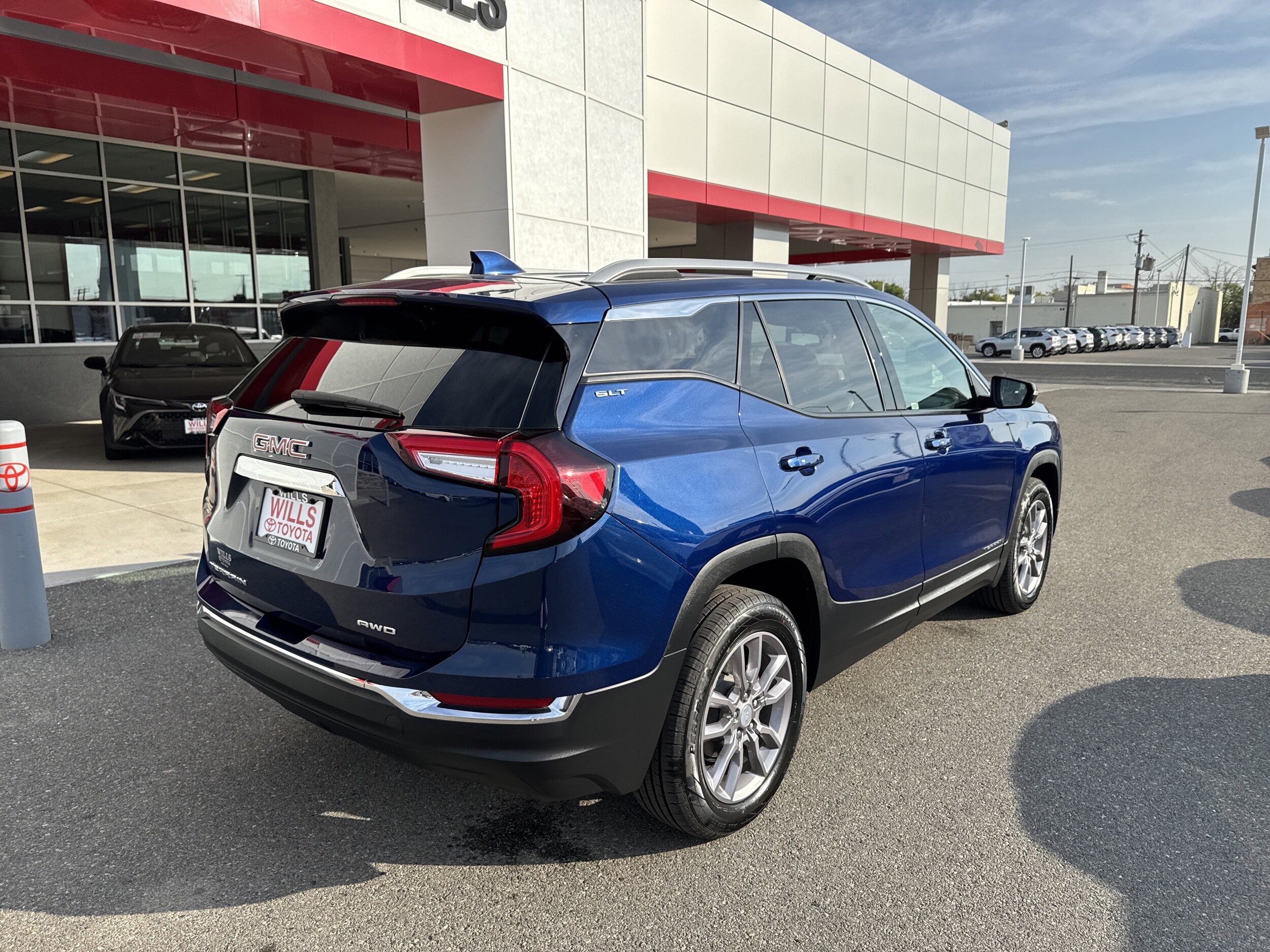 2023 Gmc Terrain SLT photo 3