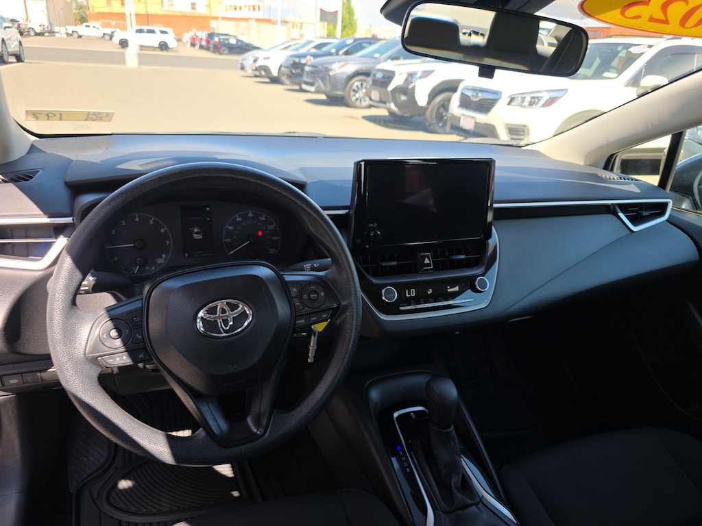 Used 2025 Toyota Corolla LE Sedan