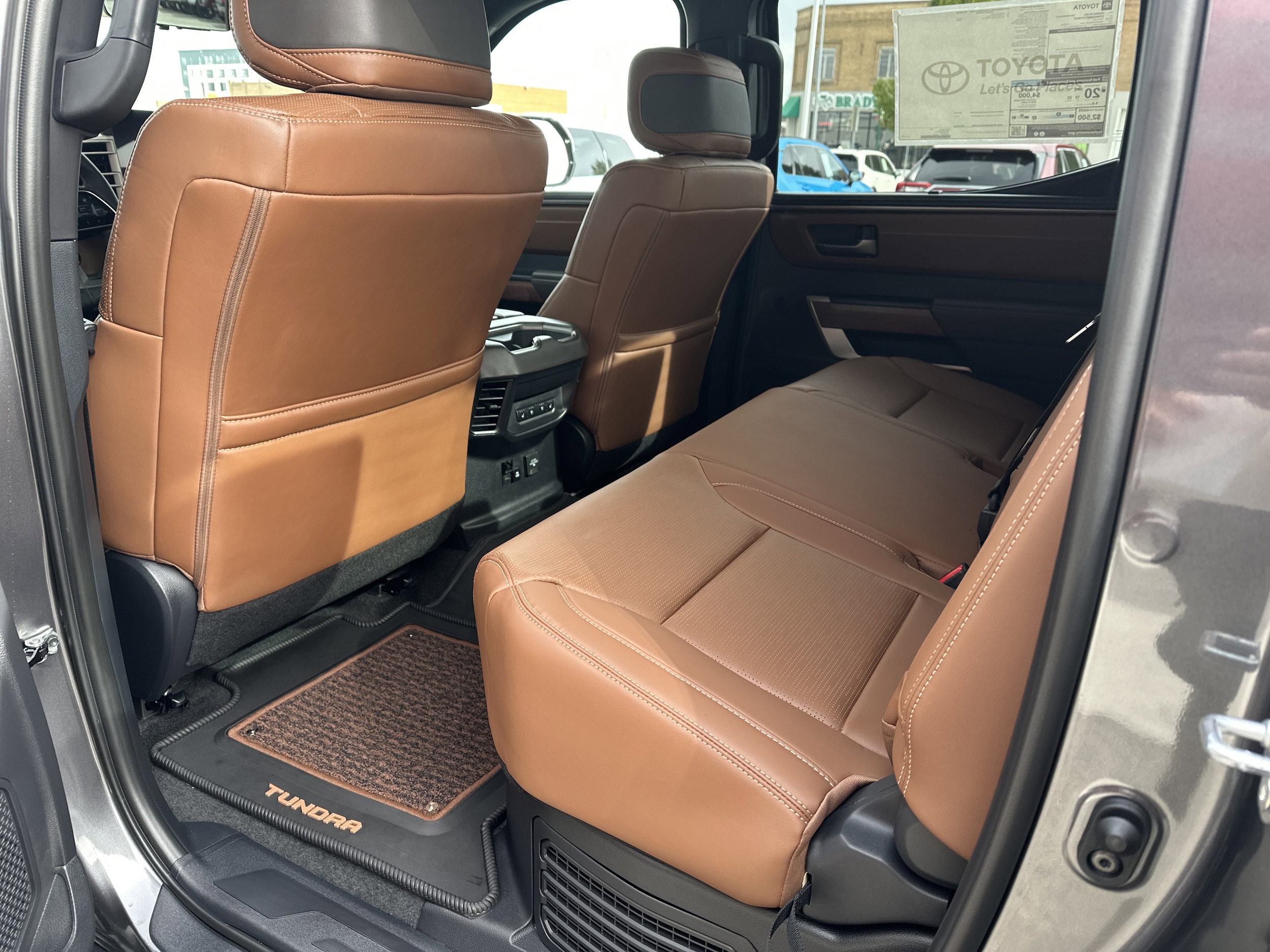 2026 Toyota Tundra 1794 Edition - Photo 17