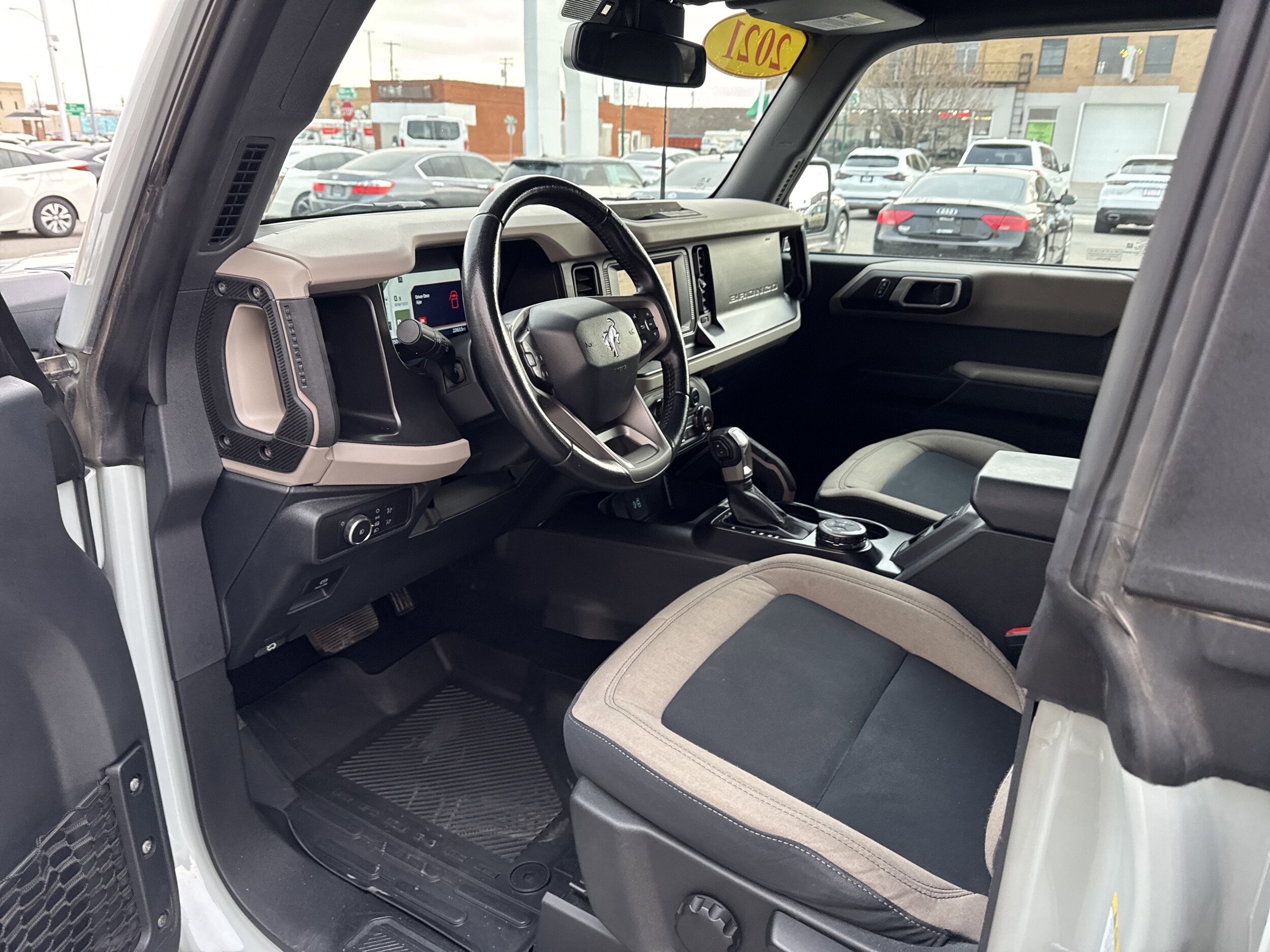 2021 Ford Bronco Big Bend photo 2