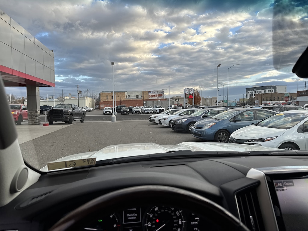 Used 2017 Toyota Land Cruiser V8 SUV